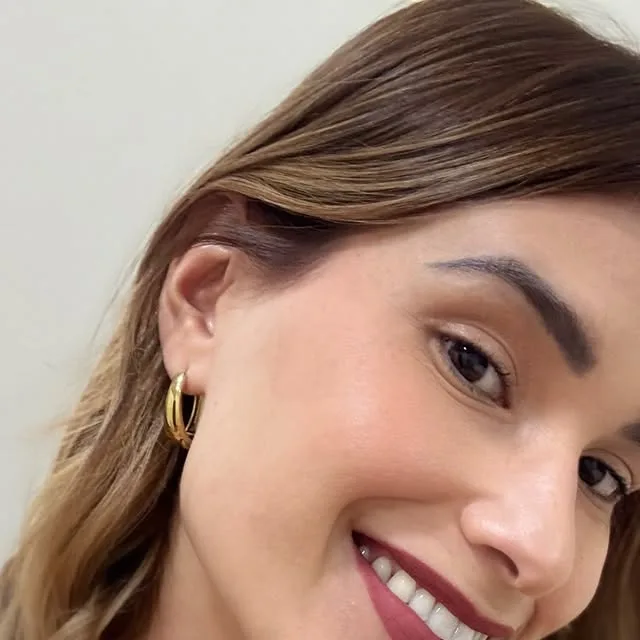 Kéylla C. Sousa sorrindo